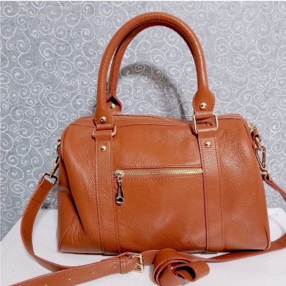 🆕 Terzetto Cognac Loreto Brown
Pebbled Leather Satchel Bag with Gold Hardware - Picture 3 of 12